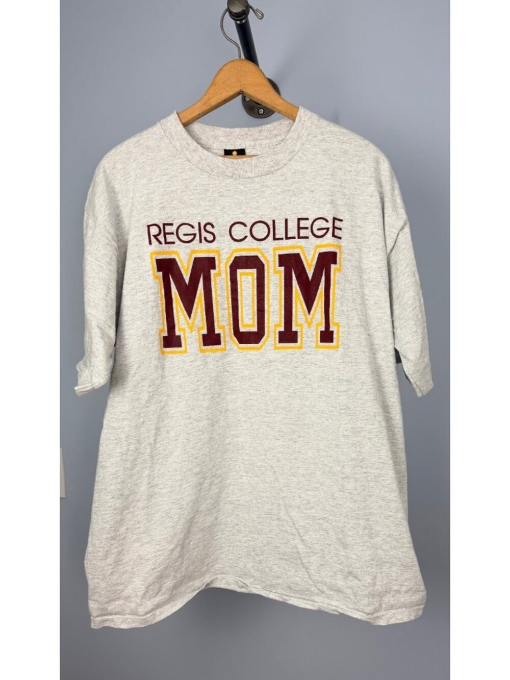 Vintage Regis College Mom T-Shirt XL H.L. Miller Gold Gray Cotton Made In USA